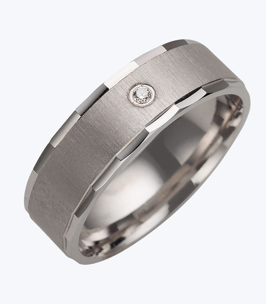 Gents Ring with Band, Carved Lines and 1 Cubic Stone